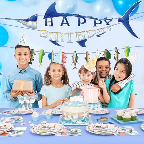 WERNNSAI Fishing Birthday Banner - Pre Strung Wall Decor