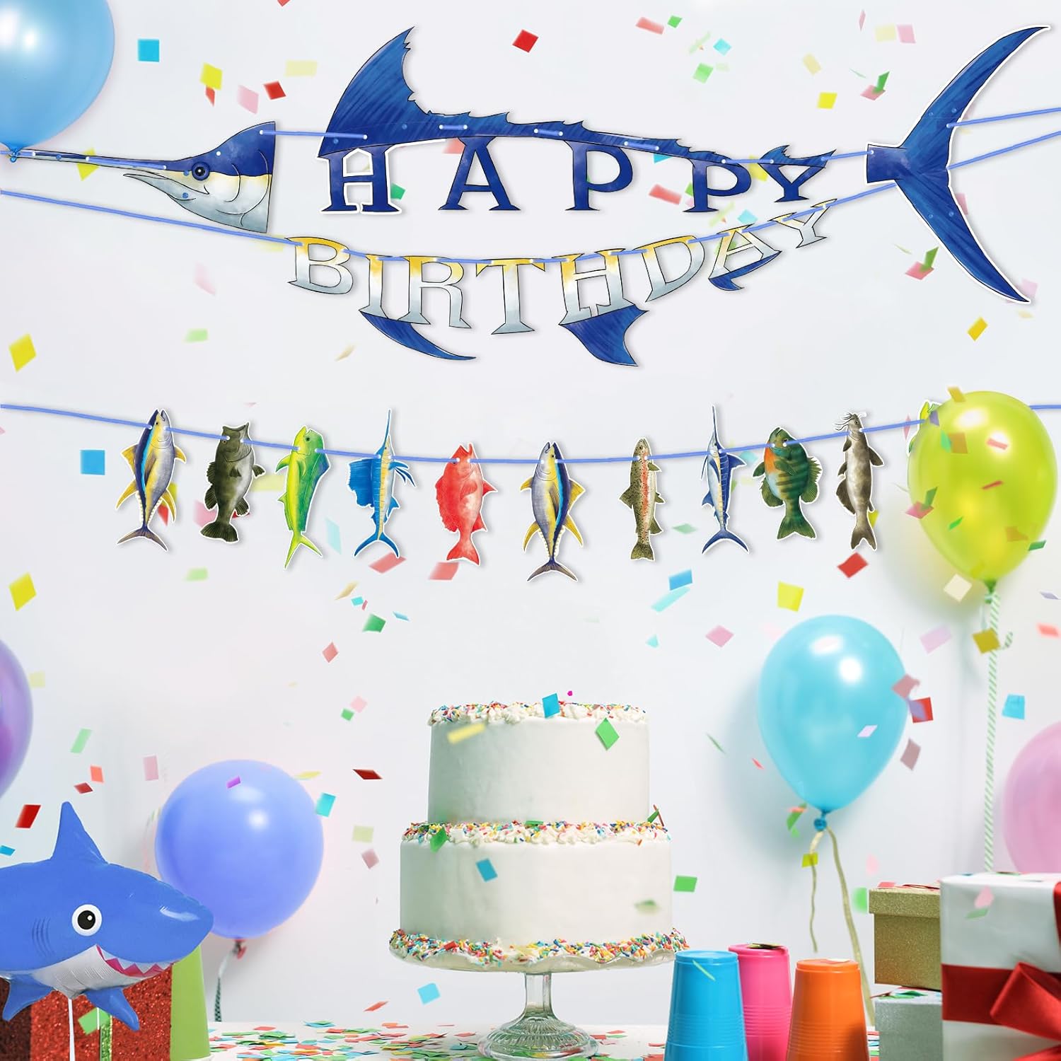 WERNNSAI Fishing Birthday Banner - Pre Strung Wall Decor