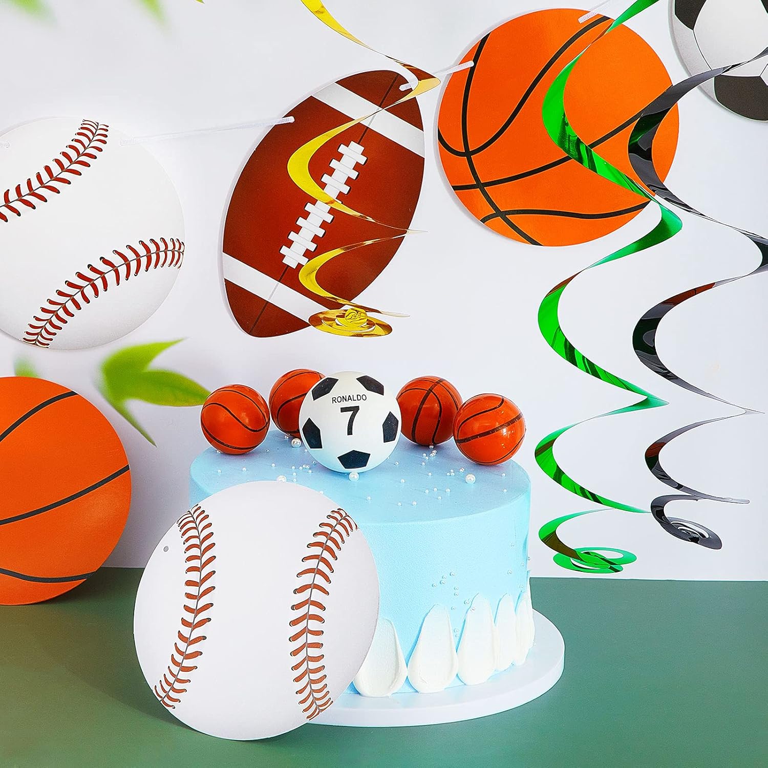 18 Pieces Sports Themed Party Decorations