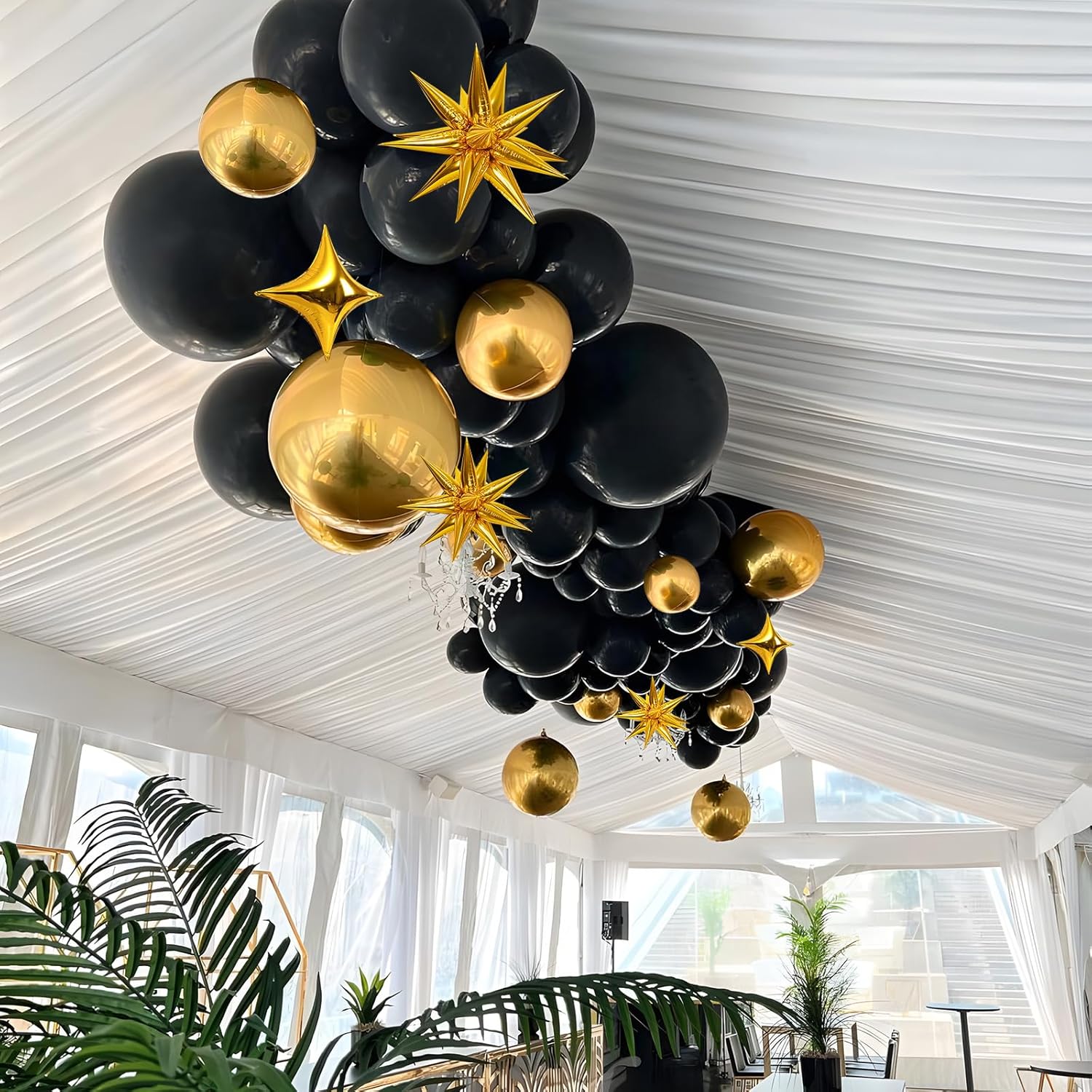 Black and Gold Balloon Arch Kit 126 Pieces