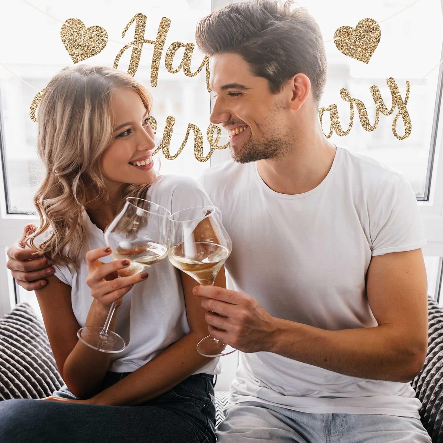 Pre-Strung Happy Anniversary Banner - Gold Glitter Wedding Decor